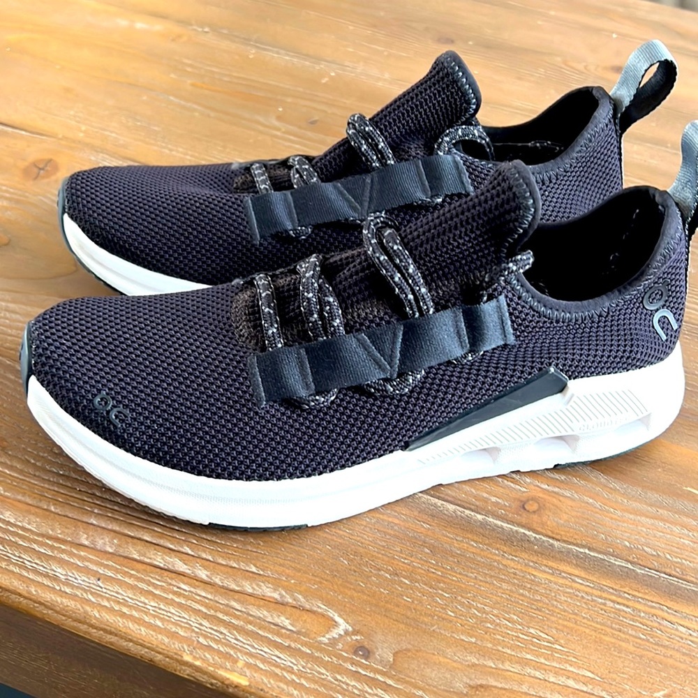 On Cloud Cloudeasy women’s sneakers